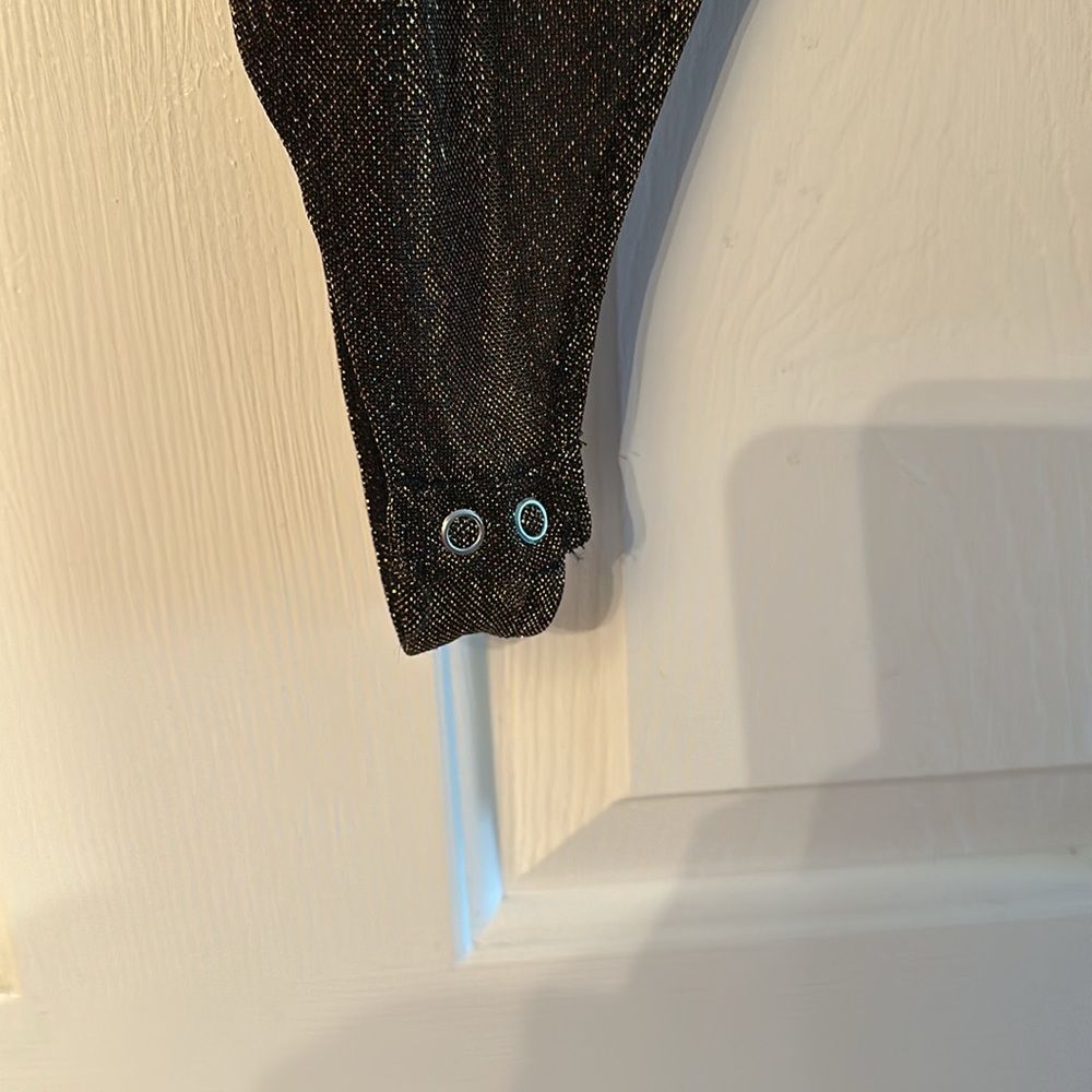 Express Gold bodysuit - Picture 4 of 6